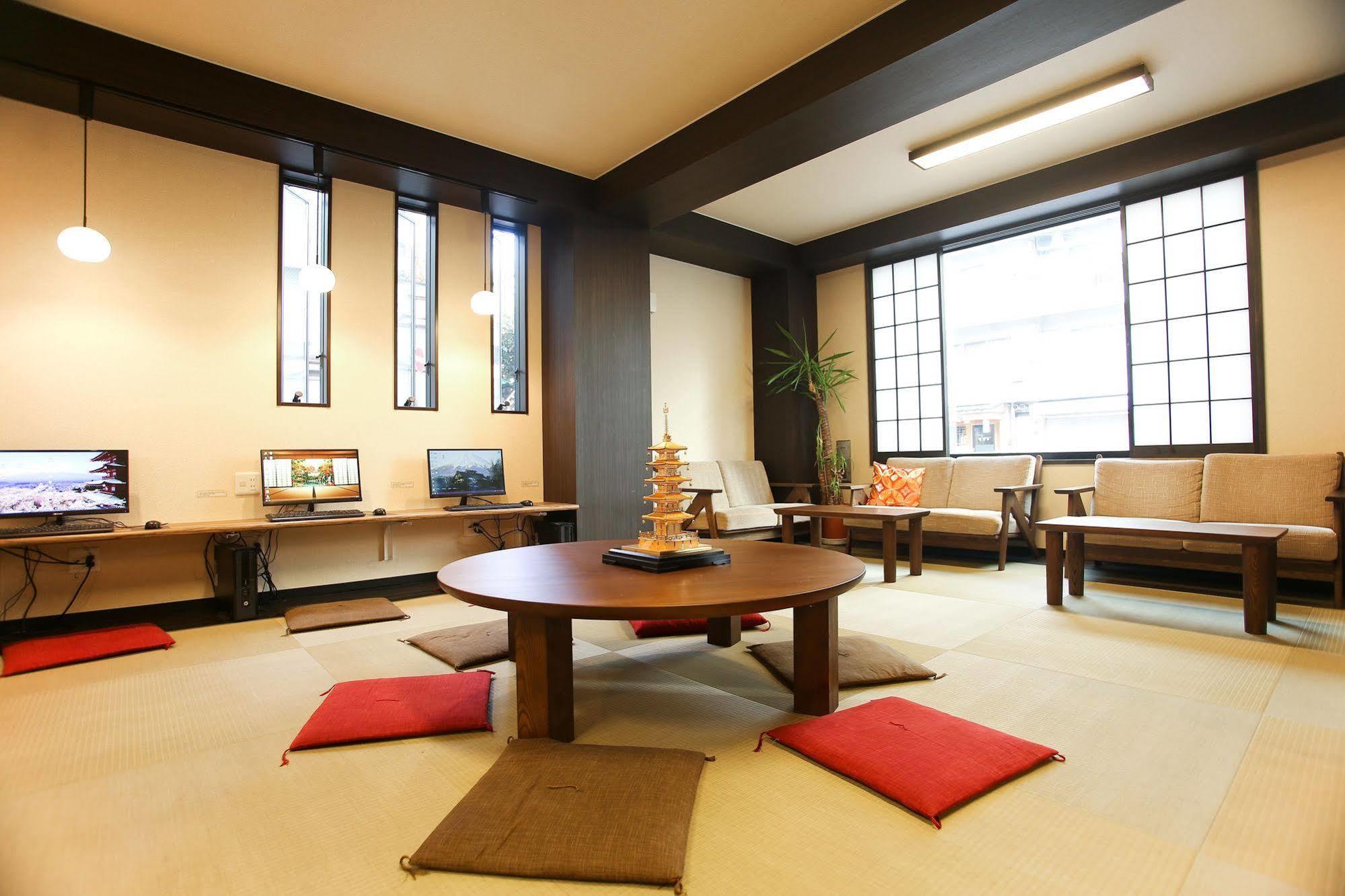 Space Hostel Prefektura Tokio Exteriér fotografie